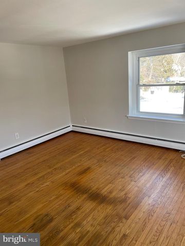 134 4TH AVE, Broomall, PA 19008