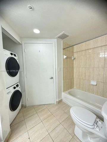 1750 N Bayshore Dr 3115, Miami, FL 33132