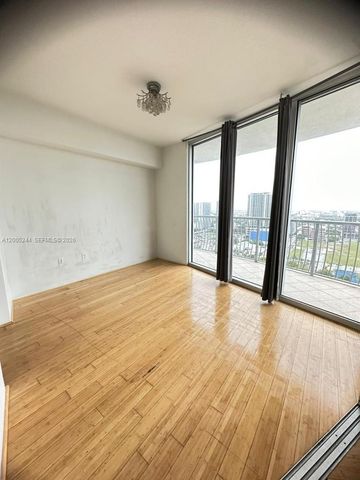 1750 N Bayshore Dr 3115, Miami, FL 33132