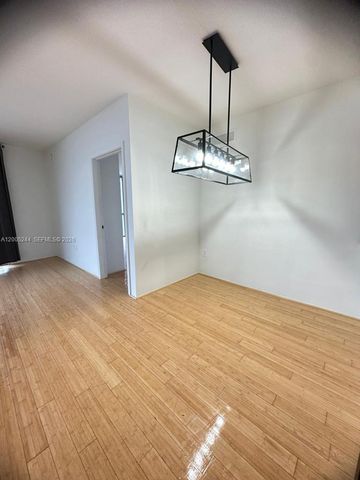 1750 N Bayshore Dr 3115, Miami, FL 33132