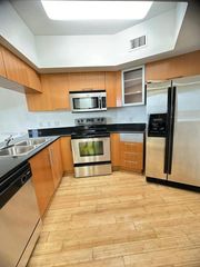 1750 N Bayshore Dr 3115, Miami, FL 33132