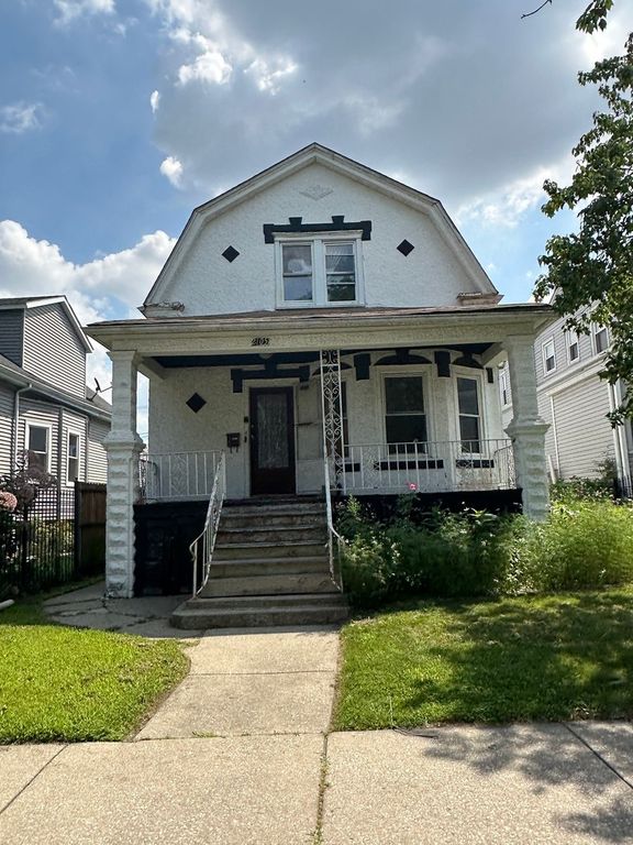 2105 N Leclaire Avenue, Chicago, IL 60639