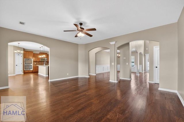 964 Oak Crest Drive, Hinesville, GA 31313