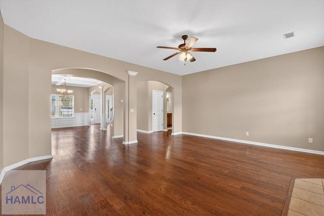 964 Oak Crest Drive, Hinesville, GA 31313