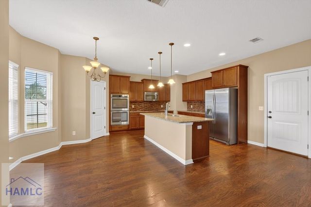 964 Oak Crest Drive, Hinesville, GA 31313