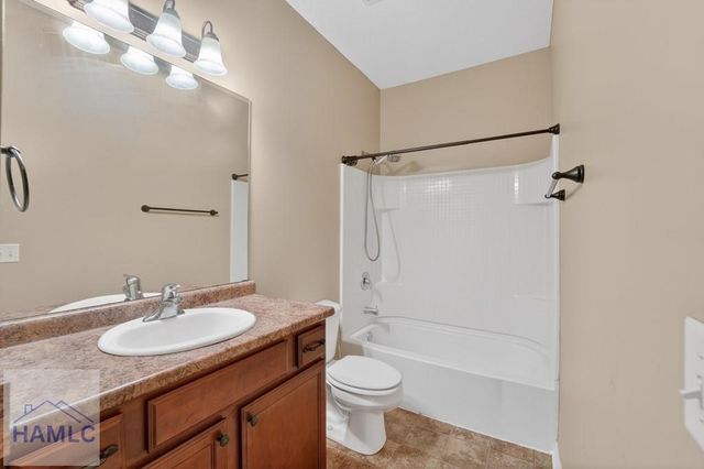 964 Oak Crest Drive, Hinesville, GA 31313