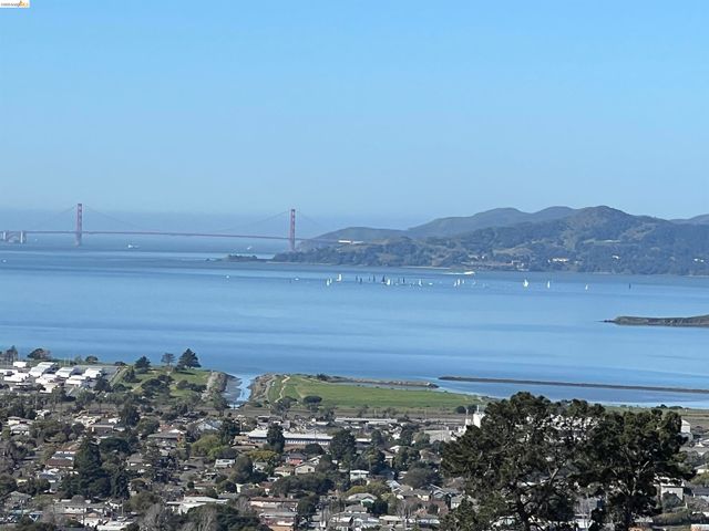 7788 Moeser, El Cerrito, CA 94530