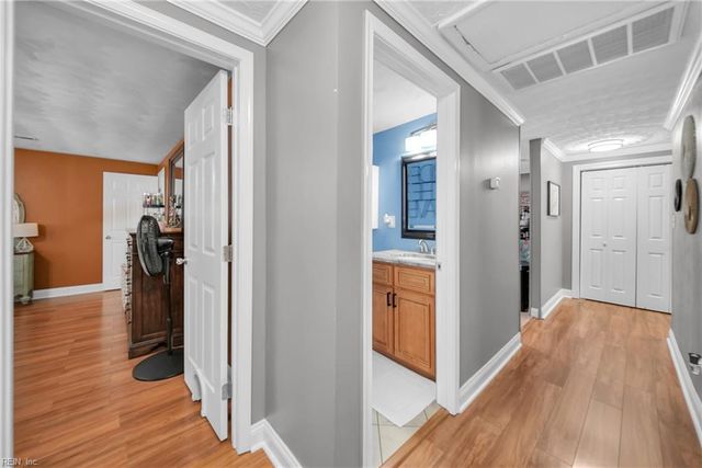 2204 Rawood DR, Hampton, VA 23663
