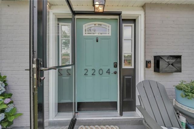 2204 Rawood DR, Hampton, VA 23663