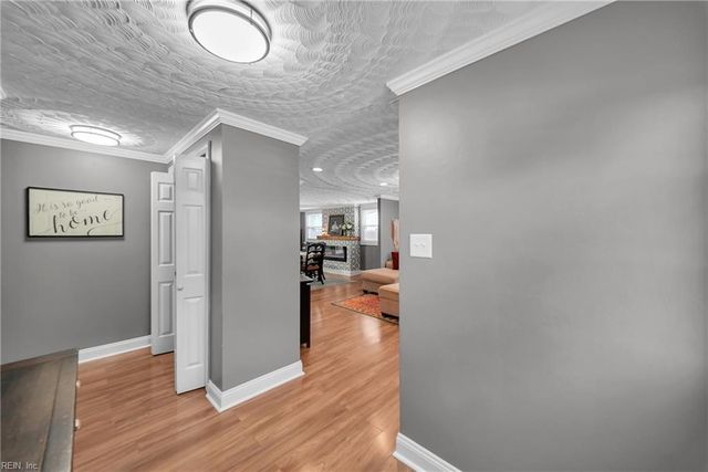2204 Rawood DR, Hampton, VA 23663