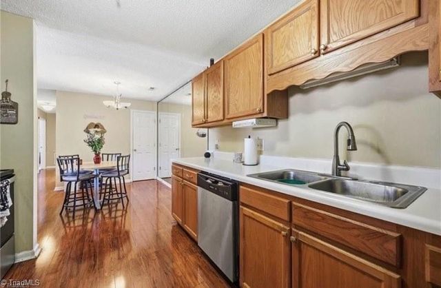 903 Hanahan Court 2A, Greensboro, NC 27409