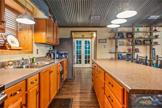 4685 CO RD 328, Lasalle, TX 77969