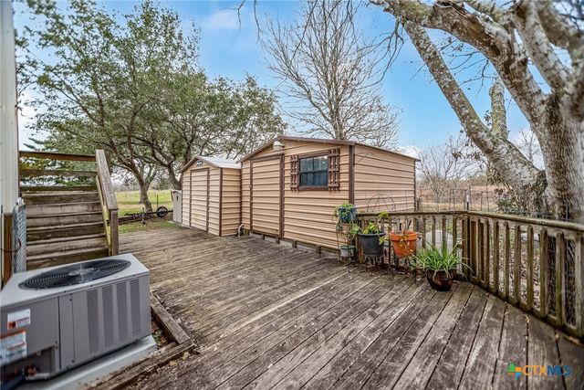 4685 CO RD 328, Lasalle, TX 77969