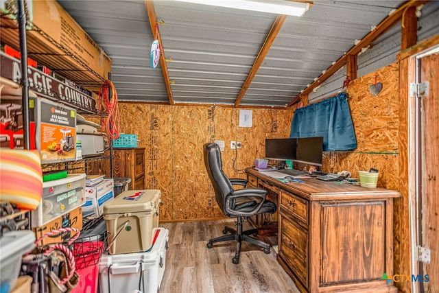 4685 CO RD 328, Lasalle, TX 77969