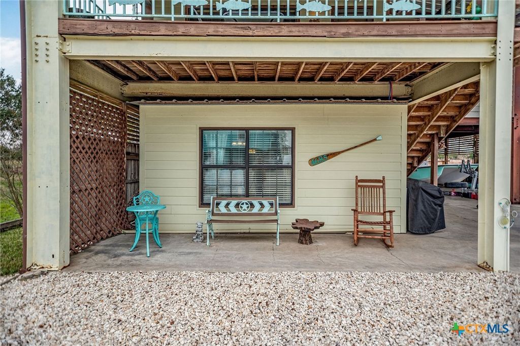 Image 2 of property listing at 4685 CO RD 328, Lasalle, TX 77969