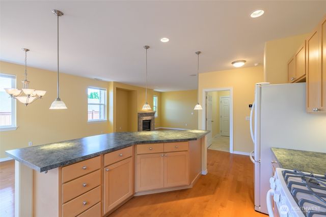 4723 Bend Court NE, Lacey, WA 98516
