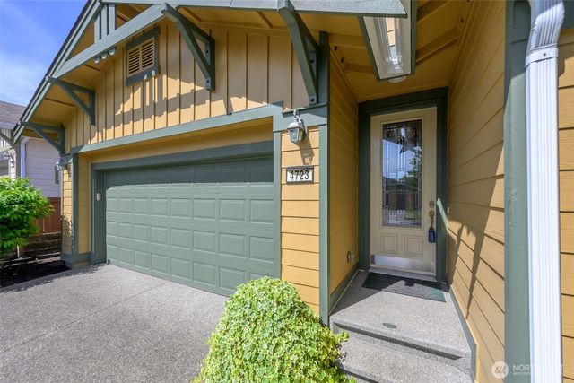 4723 Bend Court NE, Lacey, WA 98516