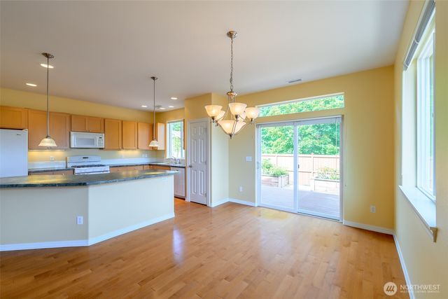 4723 Bend Court NE, Lacey, WA 98516