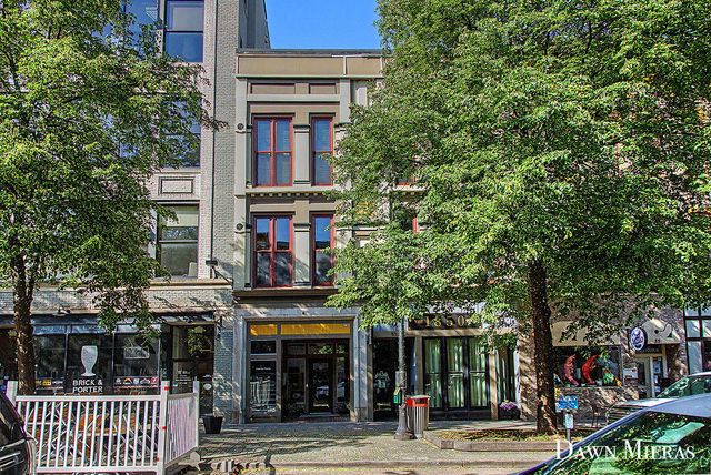 51 Monroe Center Street NW 206, Grand Rapids, MI 49503
