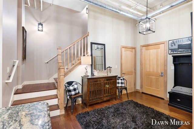 51 Monroe Center Street NW 206, Grand Rapids, MI 49503
