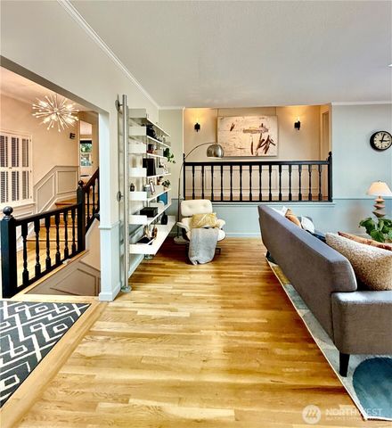 11233 240th St SW, Woodway, WA 98020