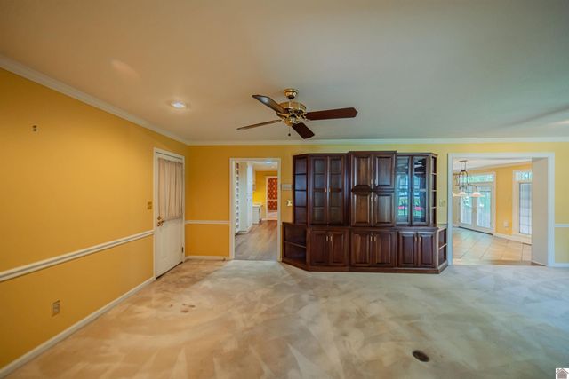 555 Whitney Dr., Paducah, KY 42001
