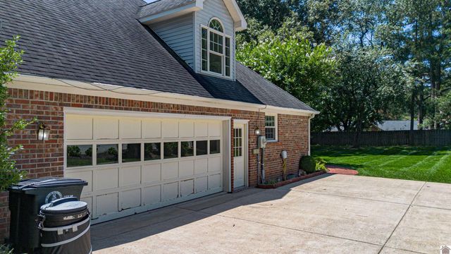 555 Whitney Dr., Paducah, KY 42001