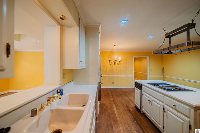 555 Whitney Dr., Paducah, KY 42001