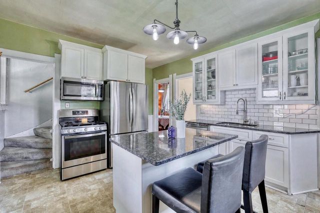7640 W Clarke STREET, Wauwatosa, WI 53213