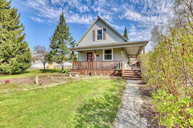 7640 W Clarke STREET, Wauwatosa, WI 53213