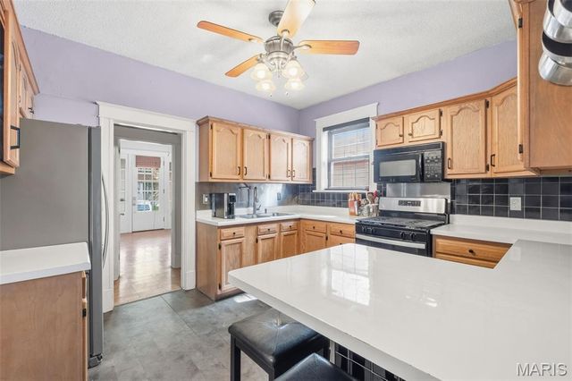 1112 Hornsby Avenue, St Louis, MO 63147
