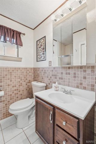 1112 Hornsby Avenue, St Louis, MO 63147