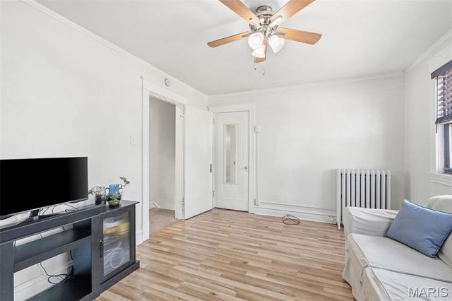 1112 Hornsby Avenue, St Louis, MO 63147