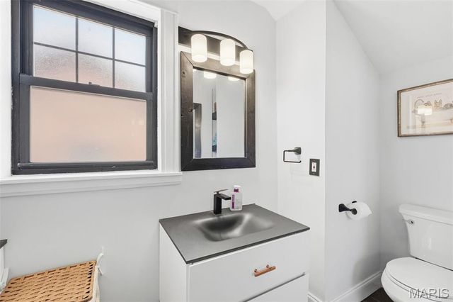 1112 Hornsby Avenue, St Louis, MO 63147