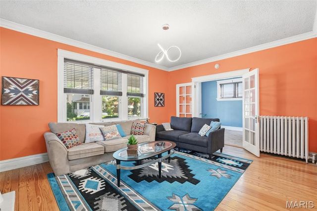 1112 Hornsby Avenue, St Louis, MO 63147