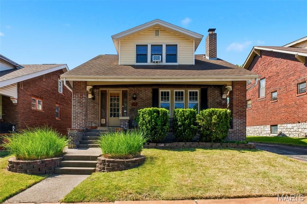 1112 Hornsby Avenue, St Louis, MO 63147