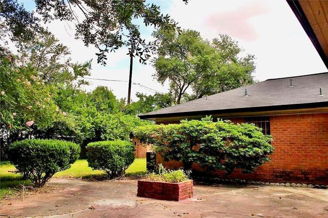 4026 Osby Drive, Houston, TX 77025
