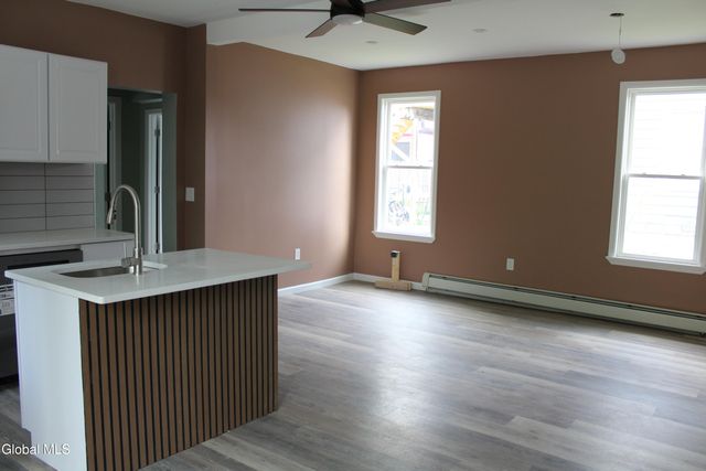 144 S Hawk Street, Albany, NY 12202
