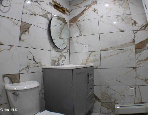 144 S Hawk Street, Albany, NY 12202