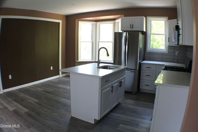 144 S Hawk Street, Albany, NY 12202