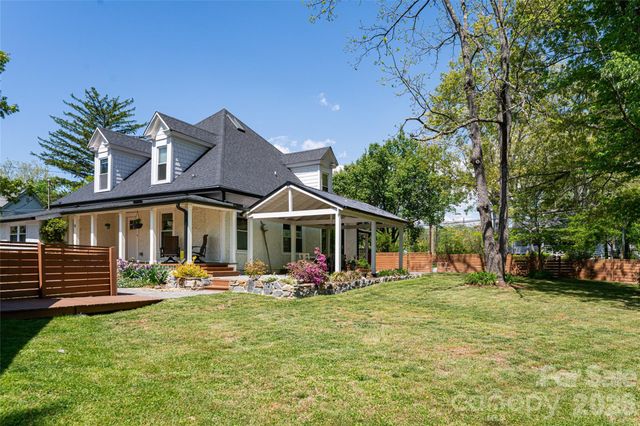 19 Neely Road, Brevard, NC 28712