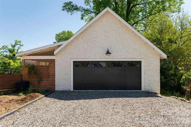 19 Neely Road, Brevard, NC 28712