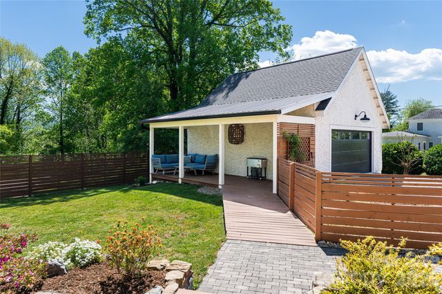19 Neely Road, Brevard, NC 28712