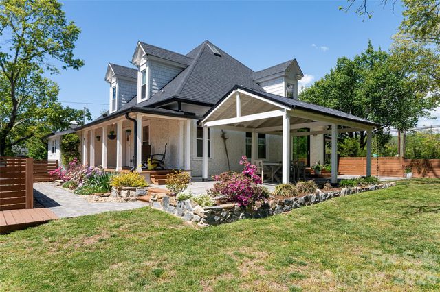 19 Neely Road, Brevard, NC 28712