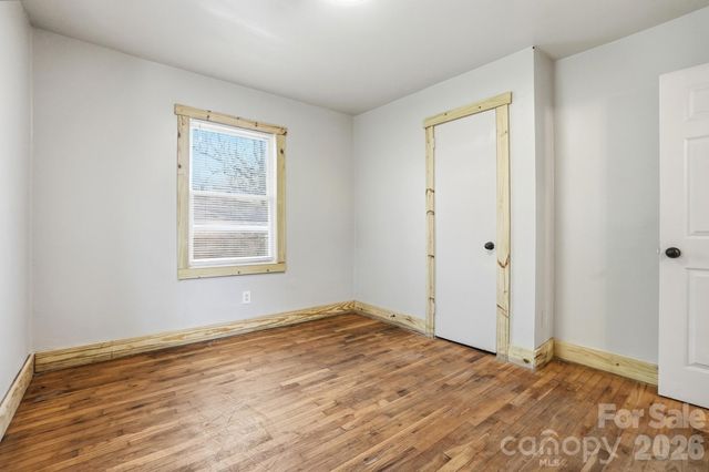 1716 Catherine Simmons Avenue, Charlotte, NC 28216