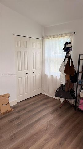 1108 SW 22nd Ter 0, Fort Lauderdale, FL 33312