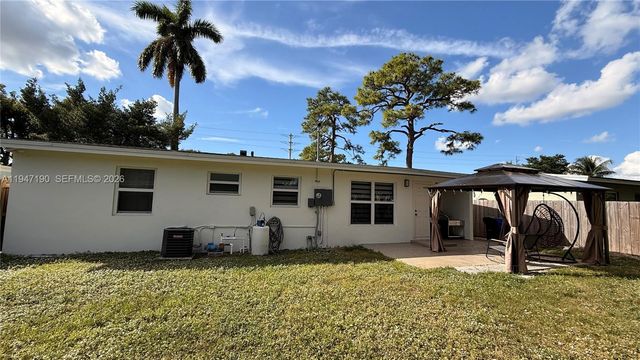 1108 SW 22nd Ter 0, Fort Lauderdale, FL 33312