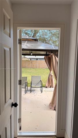 1108 SW 22nd Ter 0, Fort Lauderdale, FL 33312