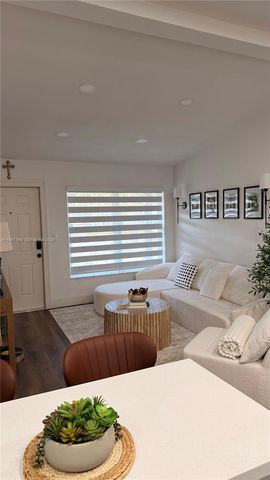 1108 SW 22nd Ter 0, Fort Lauderdale, FL 33312