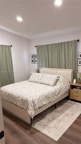 1108 SW 22nd Ter 0, Fort Lauderdale, FL 33312